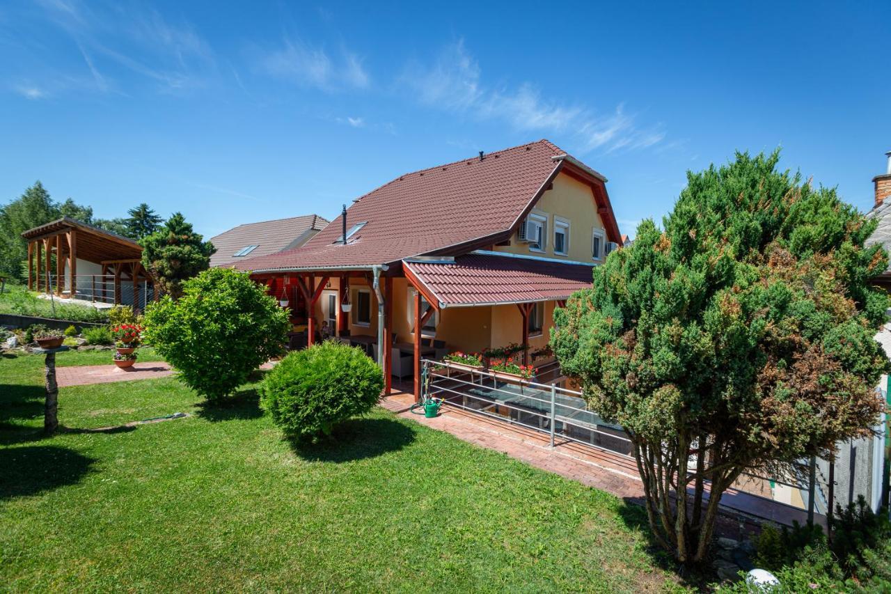 Erika Vendégház Eger Exterior foto